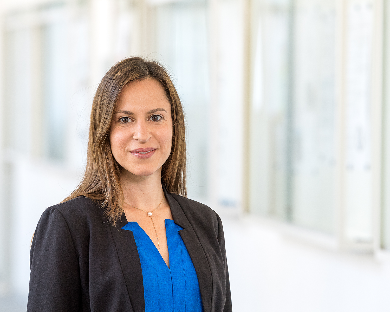 Prof. Carina Baer de Oliveira Mann